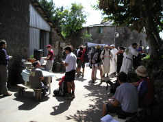 Eine erholsame Rast in Ligonde, Albergue Fuente del Peregrino